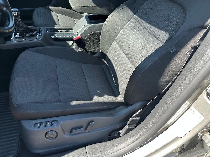 Škoda Superb (2011) 2.0Tdi 103kw - fotka 15 z 29