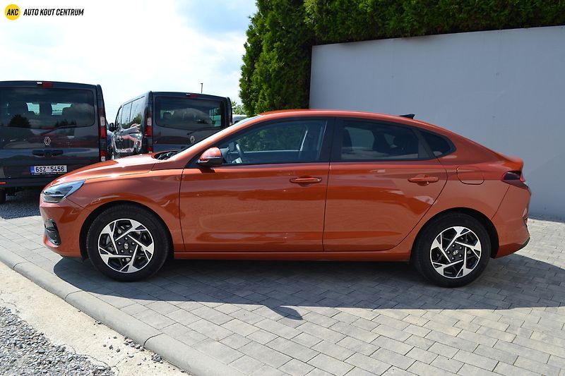 Hyundai i30 FB FL 1,0T- GDI FAMILY NAVI - fotka 2 z 42