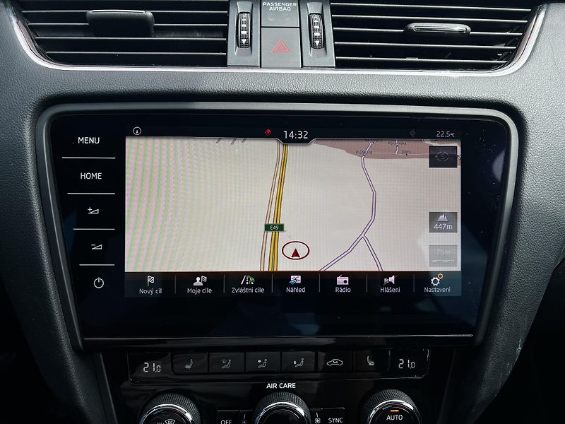Škoda Octavia 1.4TSI 110kW LED Style Kůže TZ - fotka 14 z 21