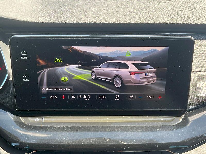 Škoda Octavia (2022) Style 2.0TDi 110kW 6°manuální - fotka 25 z 31