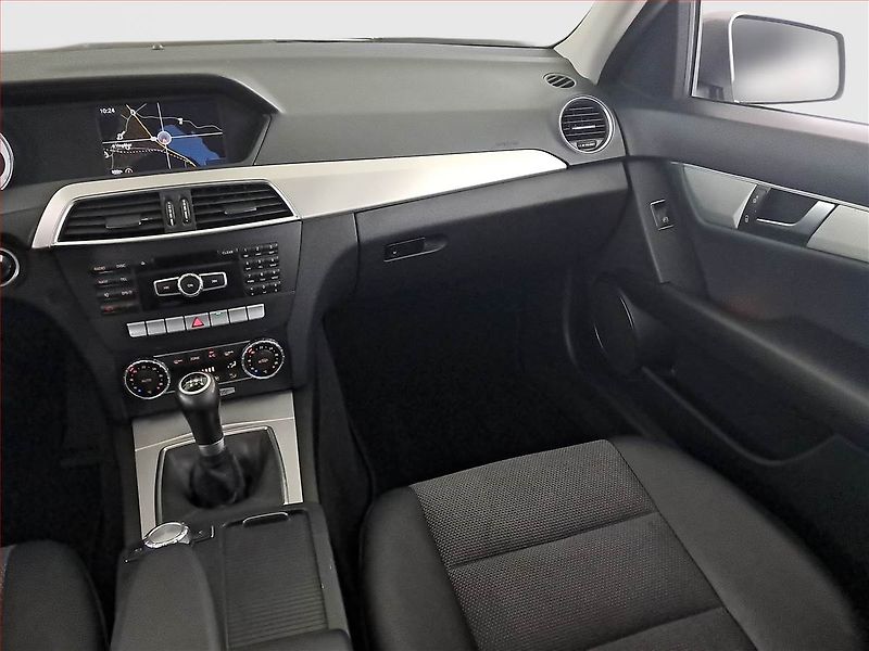 Mercedes-Benz Třídy C (2012) C 220 CDI, Navi, Tempomat - fotka 8 z 18
