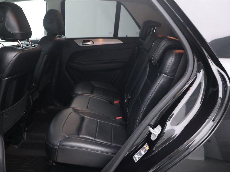 Mercedes-Benz GLE 3,0 190kW 350d 4Matic - fotka 14 z 31