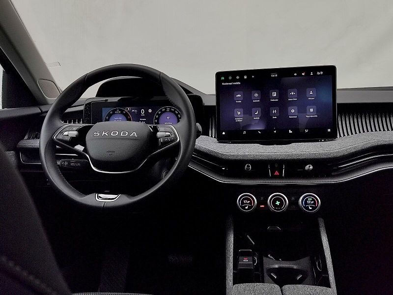 Škoda Superb (2025) Selection 2,0 Tdi 110 Kw DSG - fotka 6 z 36