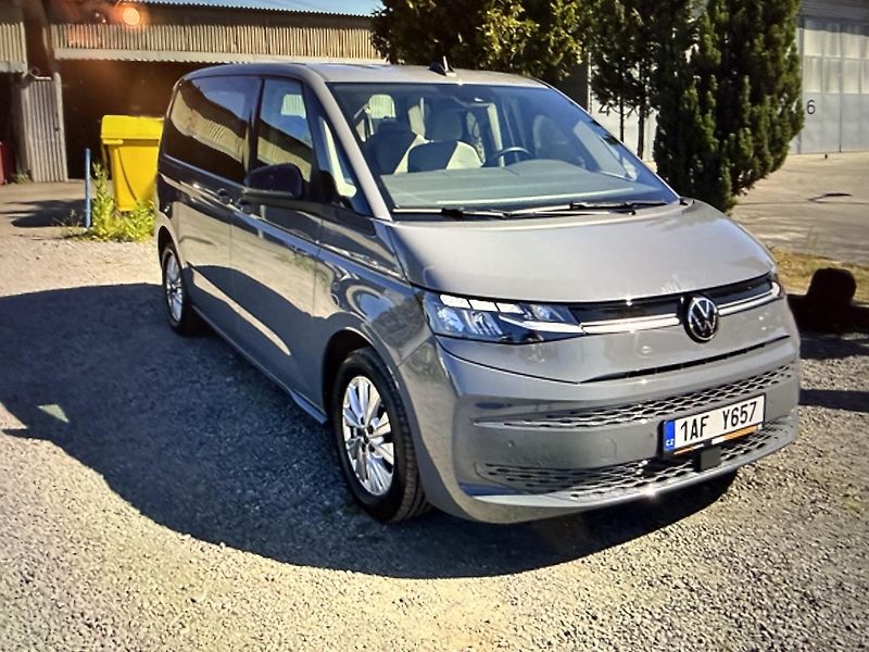 Volkswagen Multivan (2024) 2,0TSi 150kW LIFE DSG Koup.ČR - fotka 2 z 7