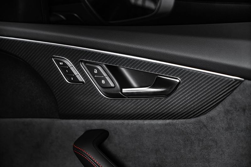Audi Q8 50TDI Sline Laser B&O - fotka 25 z 26