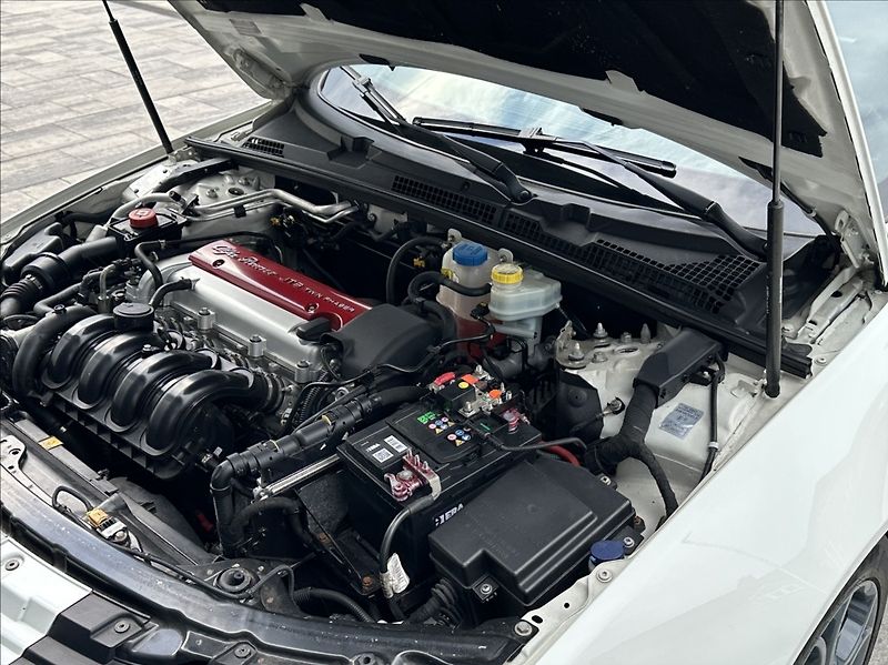 Alfa Romeo Spider 2,2 JTS 185PS  Exclusive - fotka 43 z 48