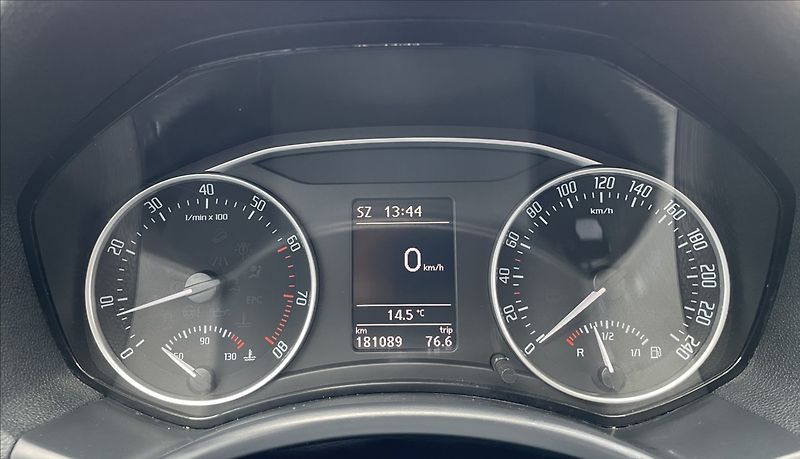 Škoda Octavia 1,4 Tsi Family 90kw , Navi , s - fotka 13 z 22