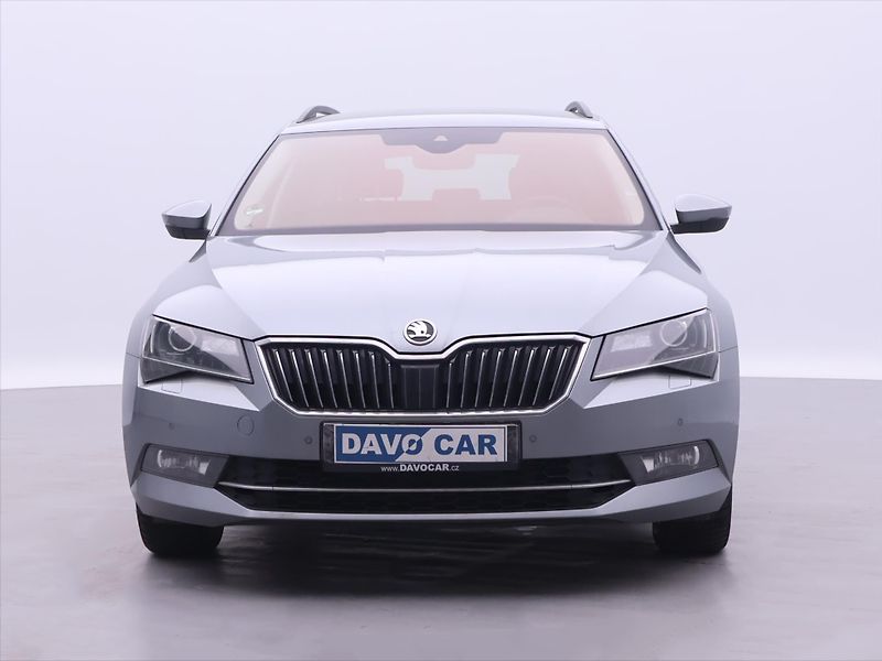 Škoda Superb 2,0 TDI 140kW DSG 4x4 CZ DPH - fotka 2 z 32
