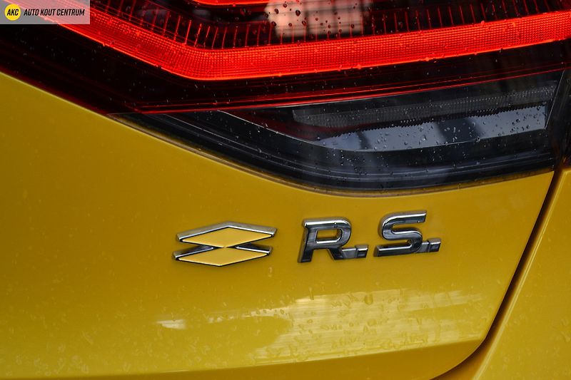 Renault Mégane R.S. TROPHY 1.8TCE 300 EDC - fotka 52 z 67