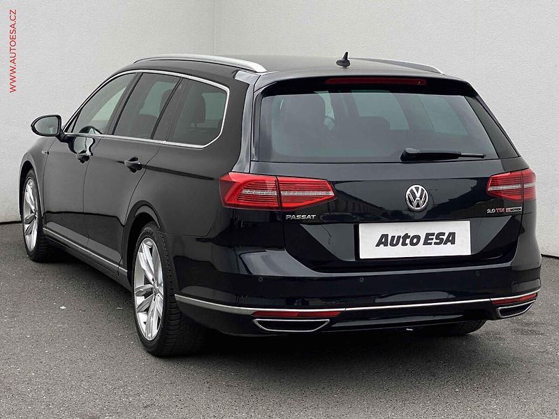 Volkswagen Passat (2014) 2.0 TDI 4Motion, ČR - fotka 6 z 19