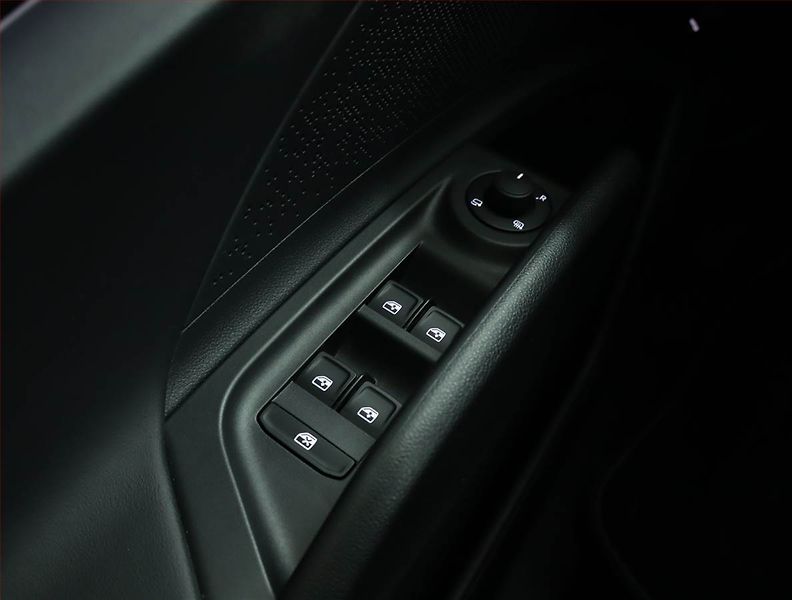 Škoda Enyaq (2022) Sportline iV 60 (62 kWh) - fotka 16 z 18