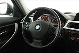 BMW Řada 3 (2014) 320 d xDrive, 4X4, Automat - náhled 16