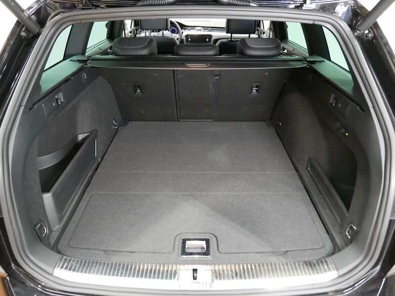 Volkswagen Passat - fotka 14 z 24