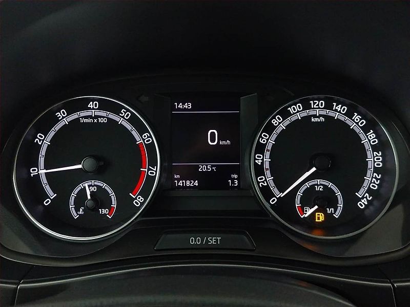Škoda Fabia (2020) 1.0 TSI, Tempomat - fotka 11 z 20