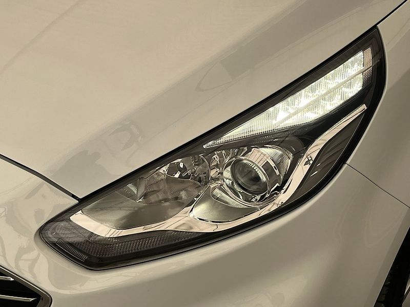 Ford S-MAX 2.5 Duratec FHEV TITANIUM - fotka 46 z 60