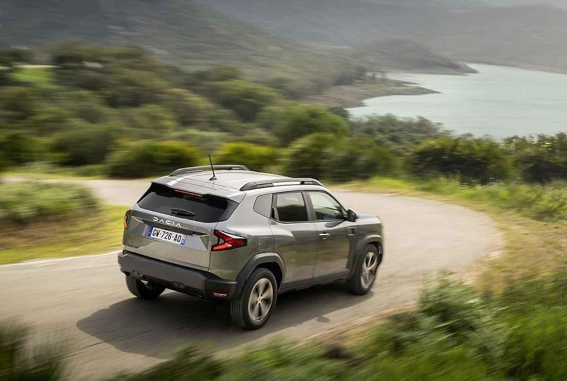 Dacia Duster je teď univerzální auto pro městský i venkovský život