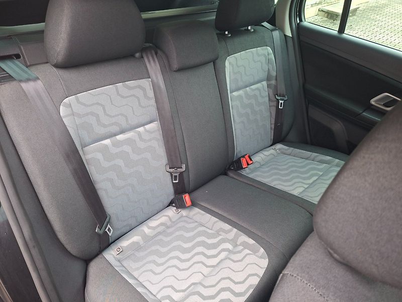 Škoda Fabia (2008) 1.4i 63kW -AUT.KLIMA-TEMPOMAT - fotka 22 z 30