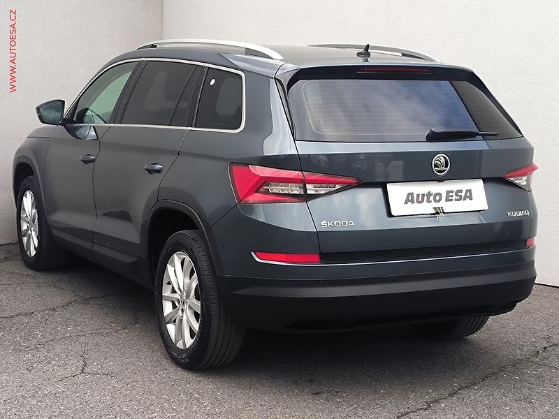 Škoda Kodiaq (2019) 2.0 TDi, Style, DSG, +kola - fotka 6 z 32