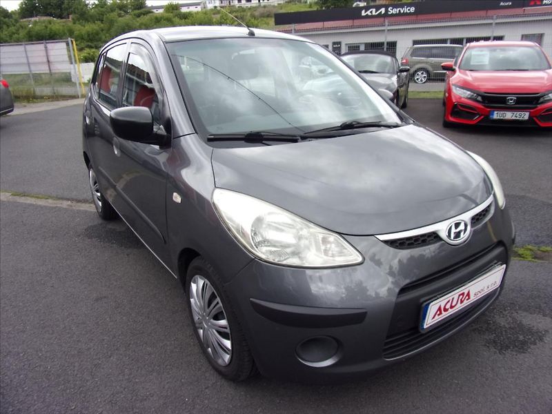 Hyundai i10 1,1 i  klima - fotka 1 z 22