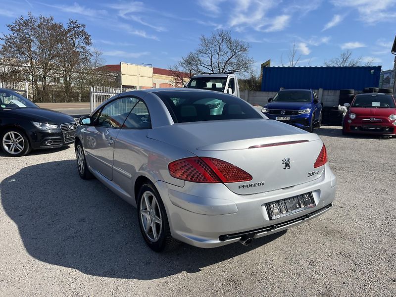 Peugeot 307 (2004) 2.0i 16v 100kw Kabriolet - fotka 13 z 30