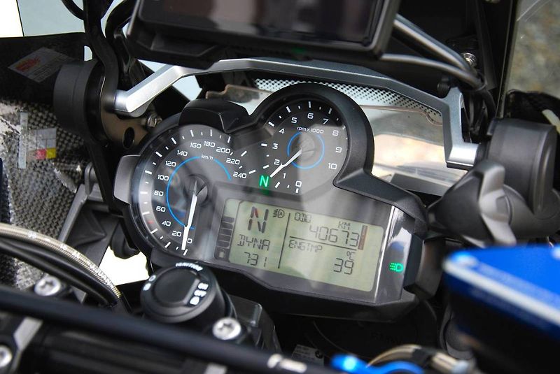 BMW R 1200 GS Adventure (2017) 1.maj,krásný stav,plná v - fotka 18 z 20