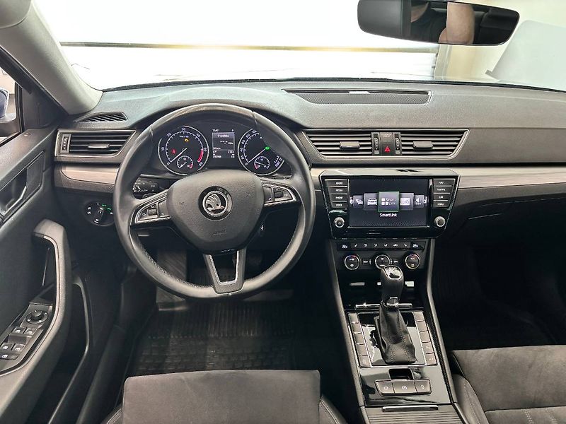 Škoda Superb (2017) Style 2.0 TDI (110kW/150k) DSG - fotka 5 z 29