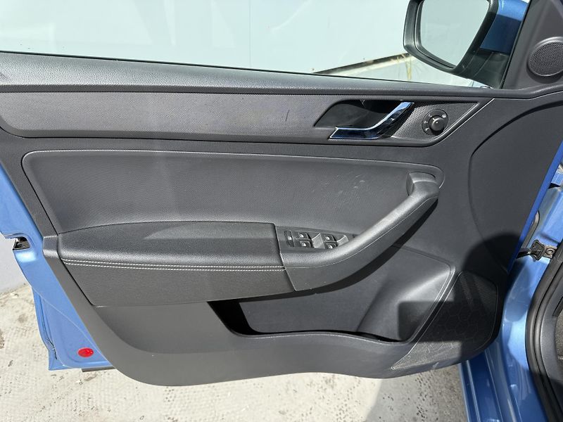 Škoda Rapid (2016) 1.4TDI DSG rezervace - fotka 18 z 25