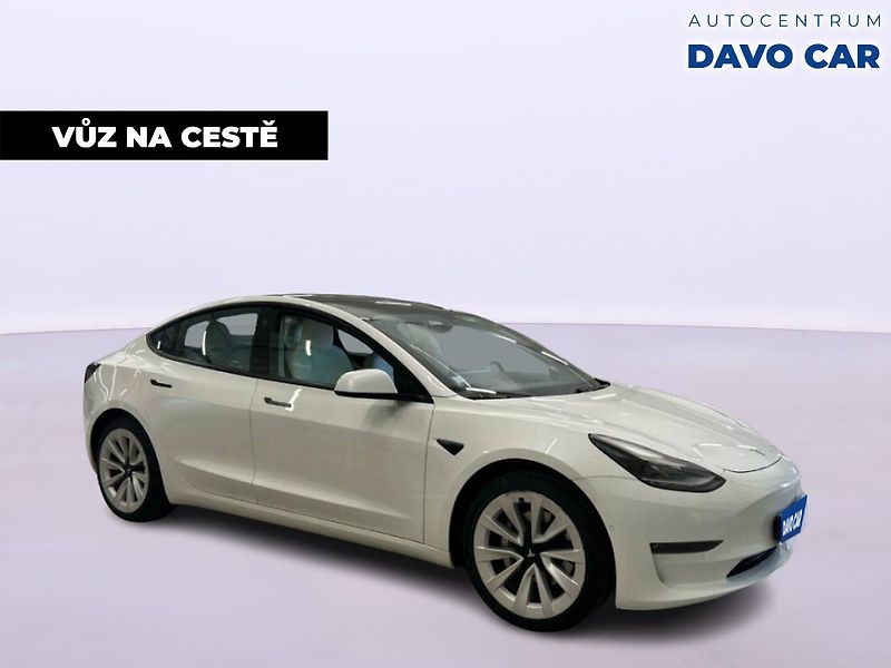 Tesla Model 3 LongRange AWD SOH90,6% DPH - fotka 2 z 12
