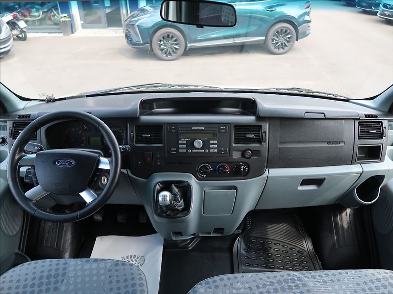 Ford Transit 2,2 TDCi,92kW,L3,6míst,tempoma - fotka 16 z 21
