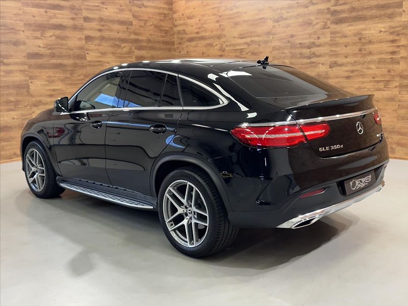 Mercedes-Benz GLE 350d AMG LINIE MULTIBEAM - fotka 2 z 20