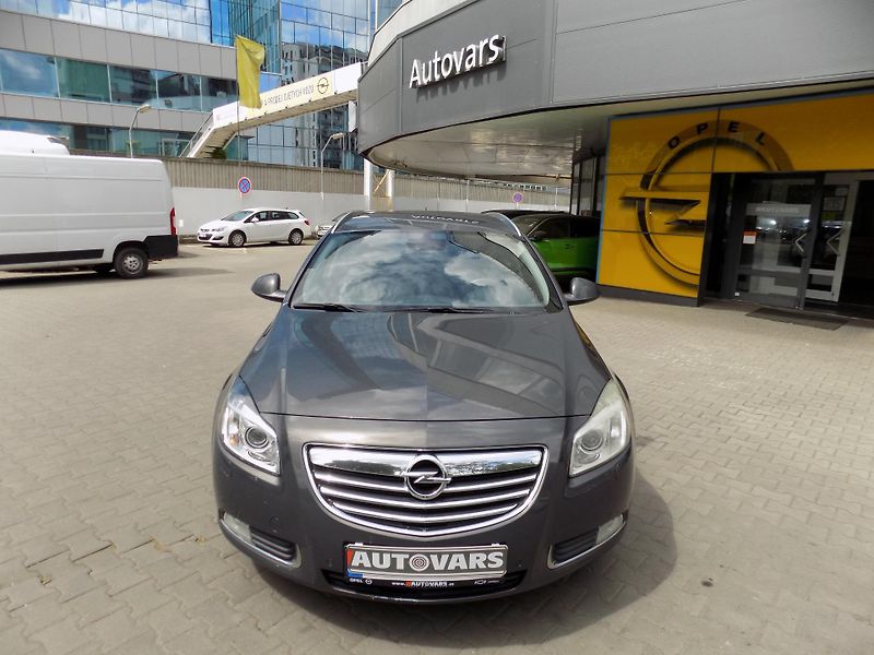 Opel Insignia (2013) 2.0 CDTi 4x4 BI Turbo Původ ČR - fotka 2 z 13