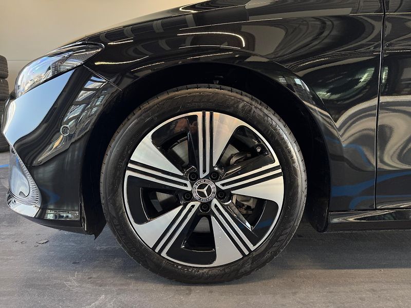 Mercedes-Benz CLA (2026) CLA 250+ EQ Shooting Brake - fotka 3 z 5