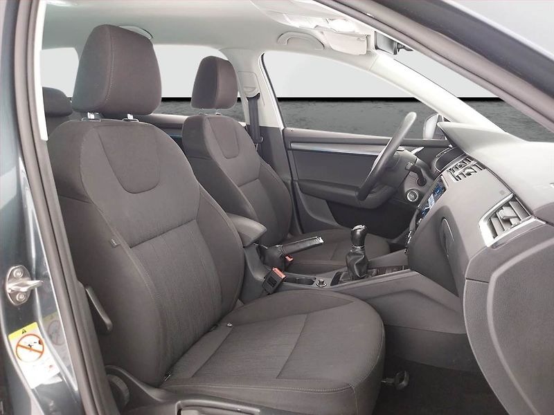Škoda Octavia (2018) Style 1.4 TSI, Serv.kniha - fotka 9 z 22
