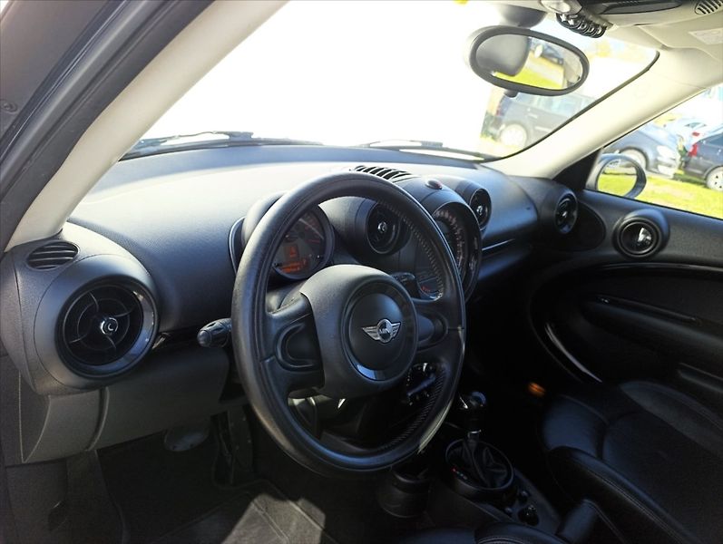 Mini Countryman 2,0 d Automat Navi Panorama LE - fotka 13 z 32