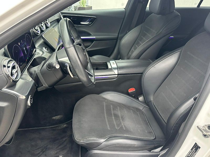 Mercedes-Benz Třídy C (2021) C200, 4MATIC, AMG, DPH - fotka 44 z 47