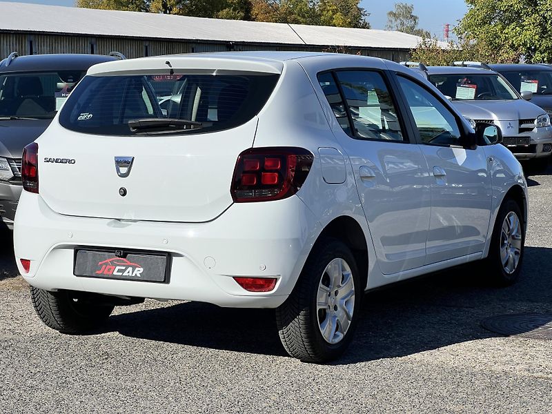 Dacia Sandero 1.0SCe KAMERA PŮVOD ČR 1.MAJ. - fotka 7 z 42