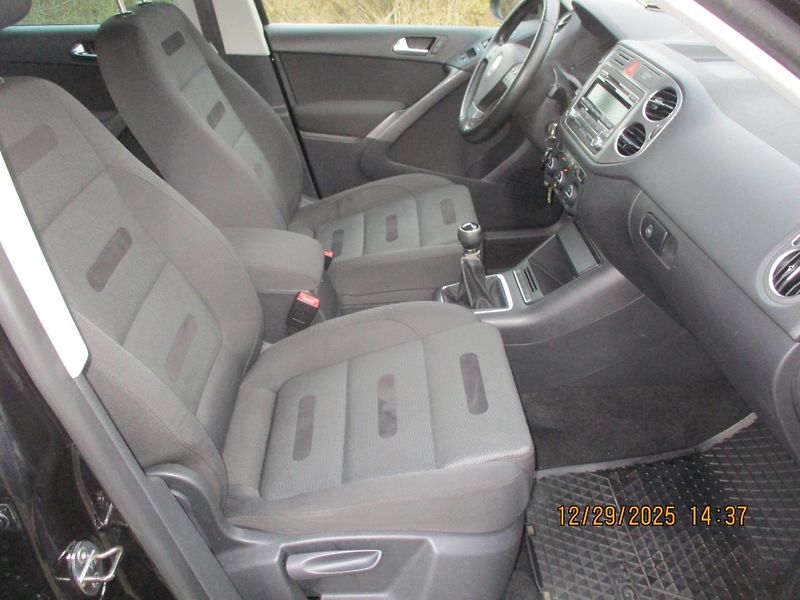 Volkswagen Tiguan 1.4TSi 4x4 VÝHŘEV NEZ.TOPENÍ - fotka 26 z 42
