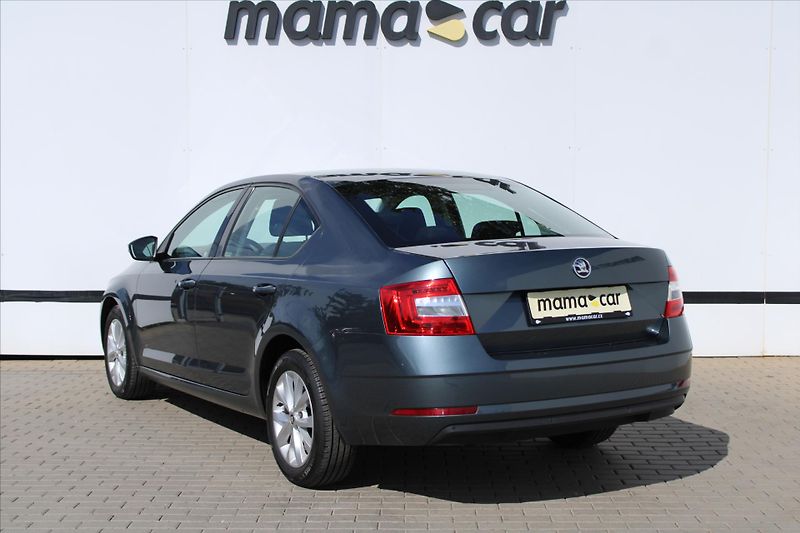 Škoda Octavia 1.6 TDI 85kW DSG AMBIENTE ČR - fotka 5 z 22