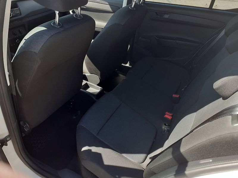 Škoda Fabia (2018) 1.0 TSI ČR - fotka 13 z 26