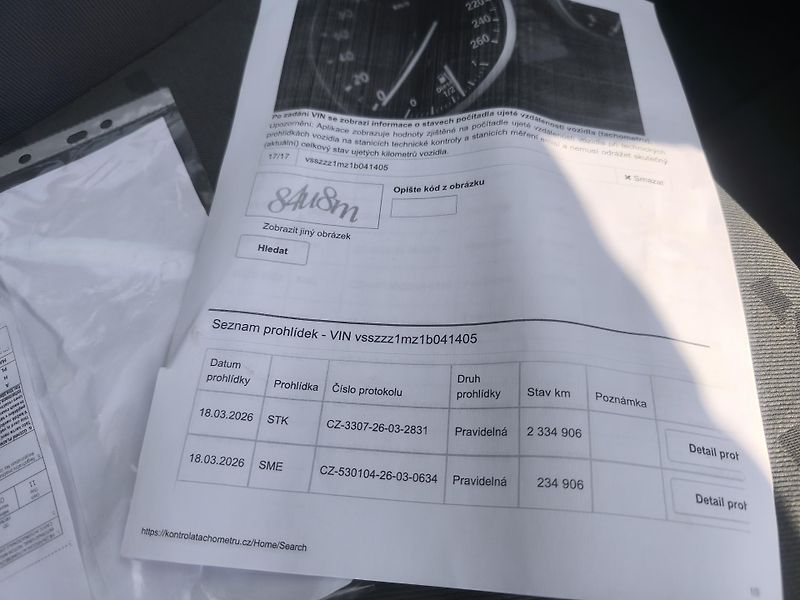 Seat Leon BEZ KOROZE,KLIMA,240KM,NOVÁ TK - fotka 12 z 17