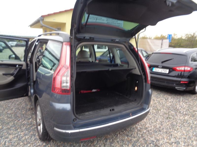 Citroën Grand C4 Picasso 2,0 - fotka 14 z 18