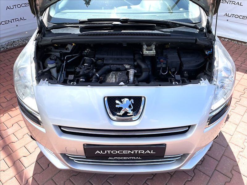 Peugeot 5008 1,6 HDi,80kW,STK 7/28 - fotka 9 z 21