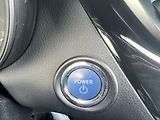 Toyota C-HR (2018) 1.8 VVT-i E-CVT - náhled 26