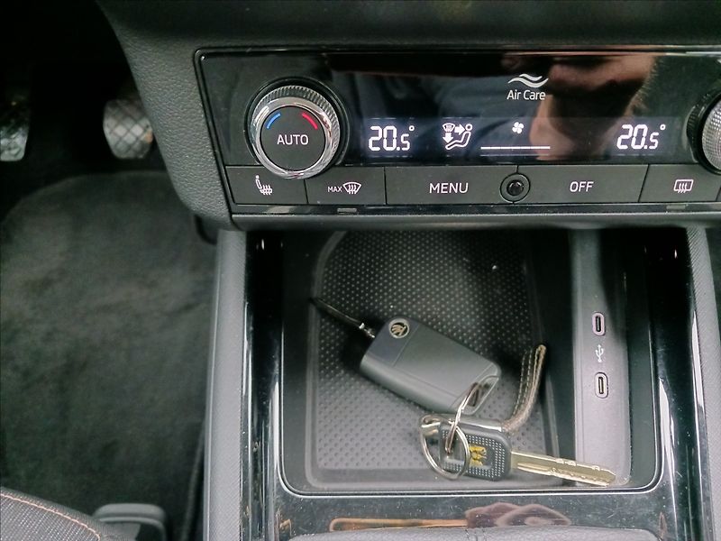 Škoda Kamiq 1,0 TSI 81KW STYLE - fotka 23 z 30
