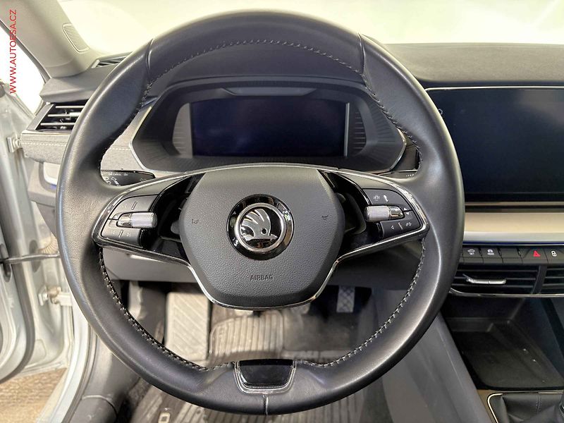 Škoda Octavia (2021) 2.0 TDi, 1.maj,ČR, Style - fotka 16 z 17