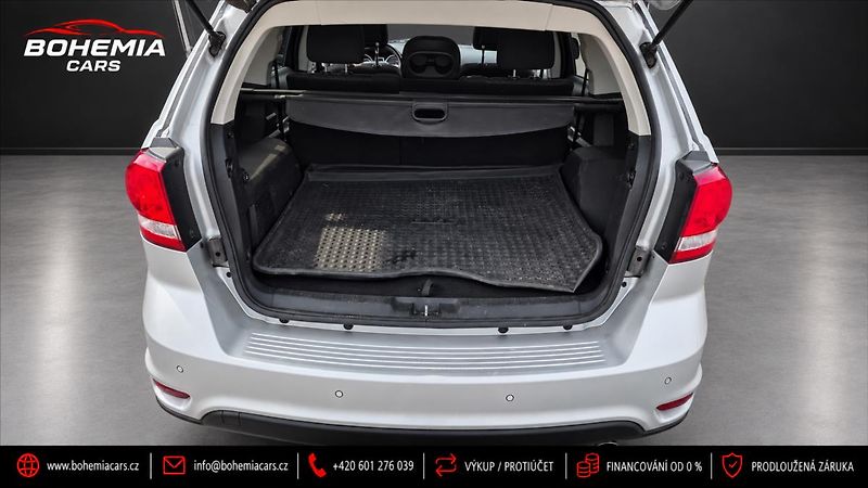 Fiat Freemont 2,0 103 KW MULTIJET ČR - fotka 9 z 10