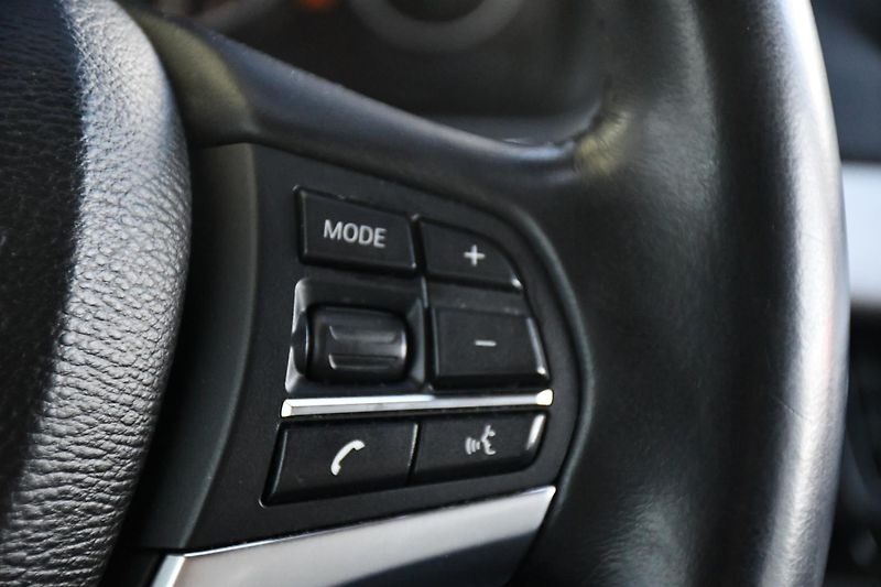BMW X5 xDrive30d NAVI KŮŽE KAMERA - fotka 24 z 39