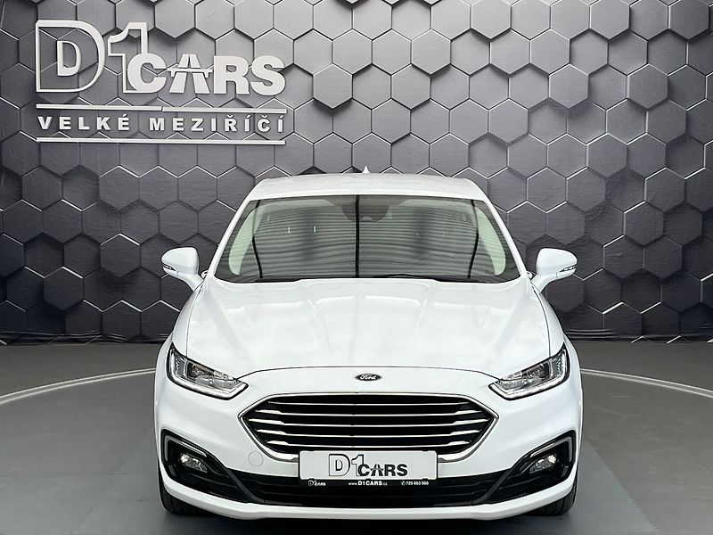 Ford Mondeo 2,0 Titanium LED Dynamic - fotka 7 z 52