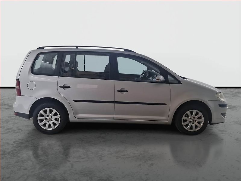 Volkswagen Touran (2008) Comfortline 1.9 TDI - fotka 6 z 16