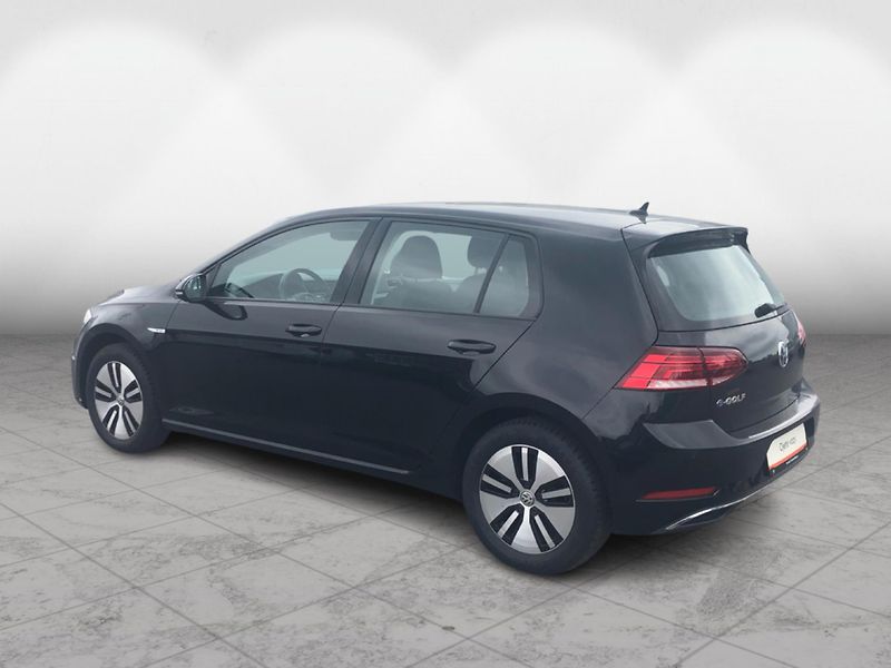 Volkswagen Golf COMFO 100 E1F SoH: 88% - fotka 7 z 29